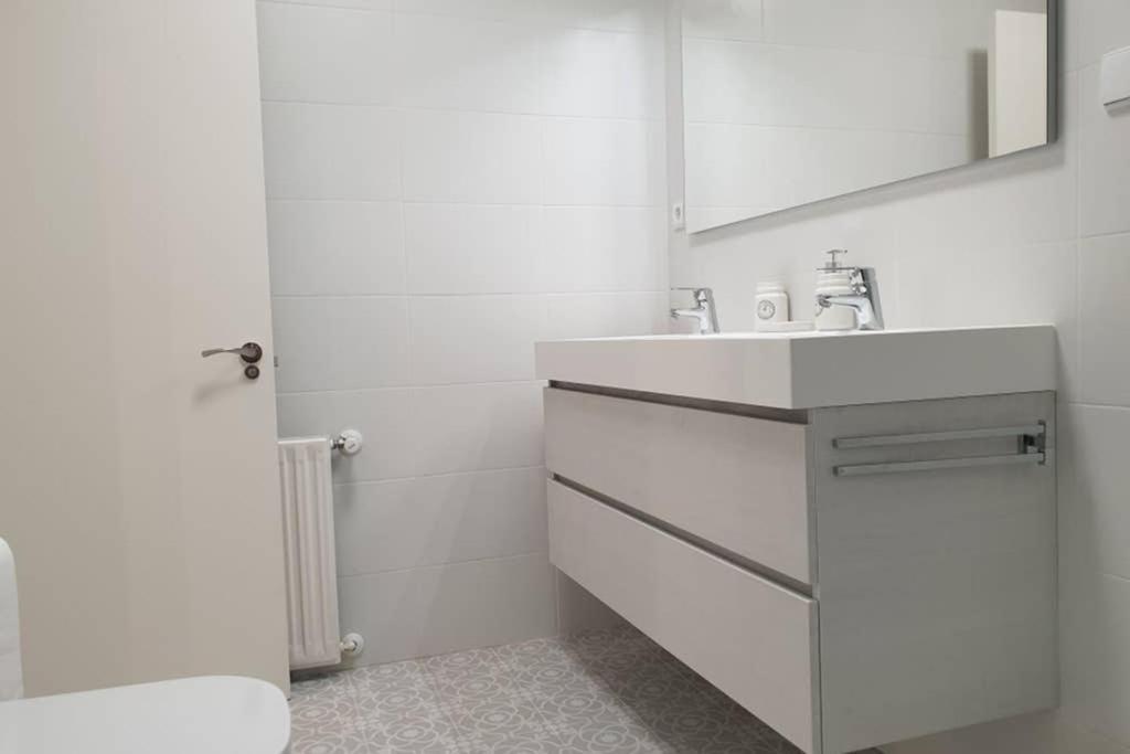 Апартаменти Nuevo-Casco Historico-Parking Gratuito. Ов'єдо Екстер'єр фото
