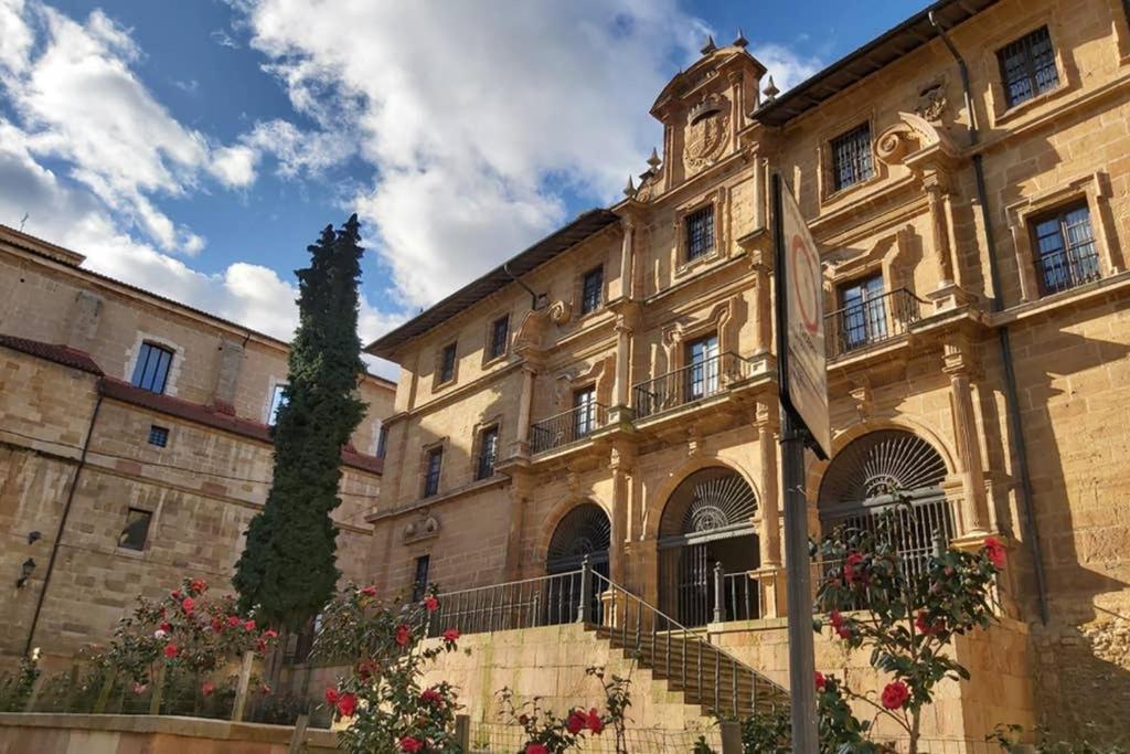 Апартаменти Nuevo-Casco Historico-Parking Gratuito. Ов'єдо Екстер'єр фото